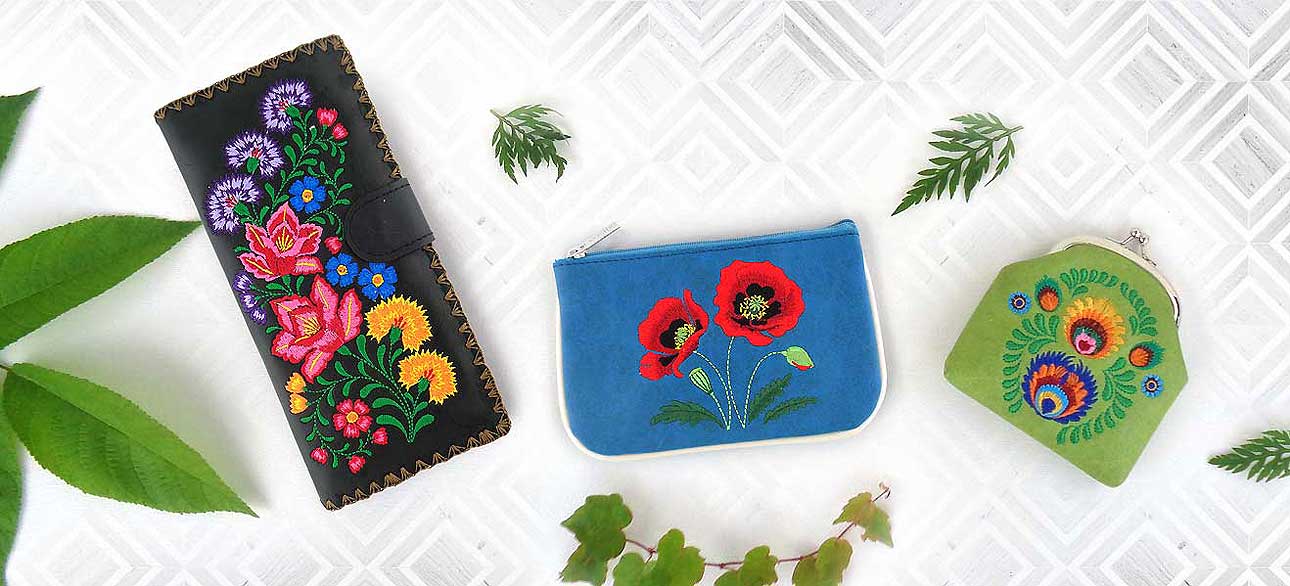 lavishy embroidery vegan wallets and accessories for wholesale to gift shops, clothing and fashion accessories boutiques, book stores in Canada, USA & worldwide.