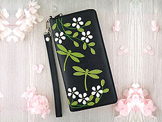 LAVISHY design & wholesale fun Eco-friendly vegan dragonfly & flower applique wristlet wallets to gift shops, clothing & fashion accessories boutiques, book stores & specialty retailers