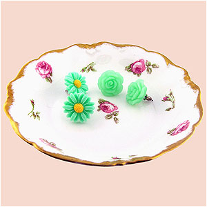 LAVISHY Assa collection wholesales cheap chic resin earrings