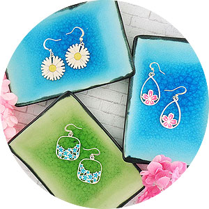 LAVISHY wholesale flower themed trendy boutique style fashion earrings