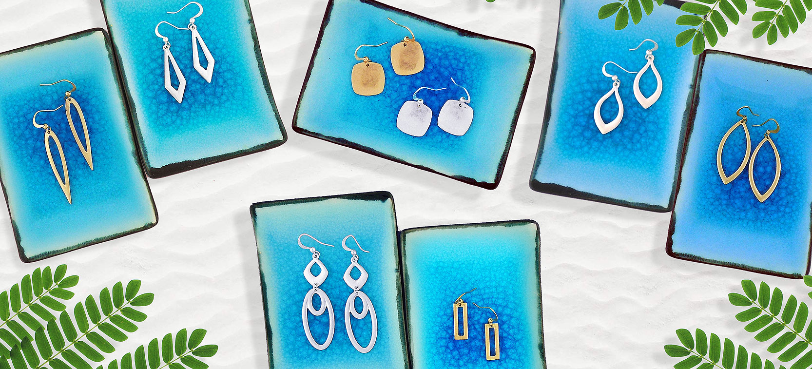 lavishy wholesale silver/gold plated cheap chic everyday earrings with trendy boutique style to gift shops, clothing and fashion accessories boutiques, book stores in Canada, USA & worldwide.