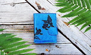 LAVISHY wholesale Eco-friendly love themed vegan wallets to gift shop, clothing & fashion accessories boutique, book store, souvenir shops in Canada, USA & worldwide since 2001.