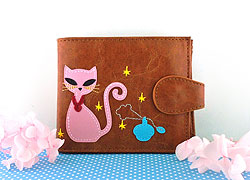 LAVISHY Adora collection wholesale fun vegan cat applique medium wallets to gift shop, clothing & fashion accessories boutique, book store in Canada, USA & worldwide since 2001.