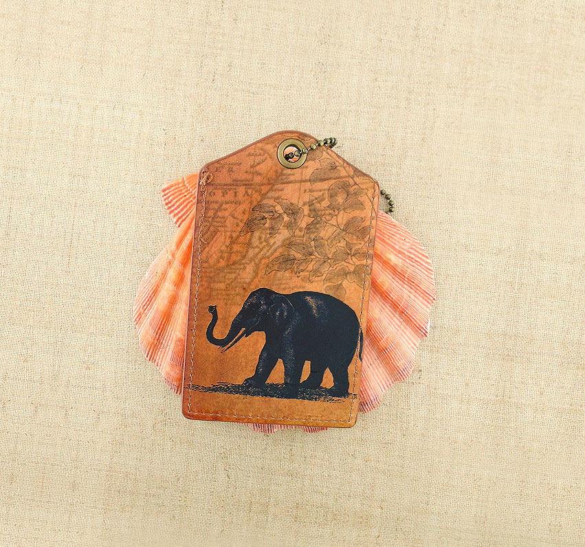 LAVISHY wholesale elephant themed vegan fashion accessories and gifts to gift shops, clothing and fashion accessories boutiques, speciality retailers in Canada, USA and worldwide.