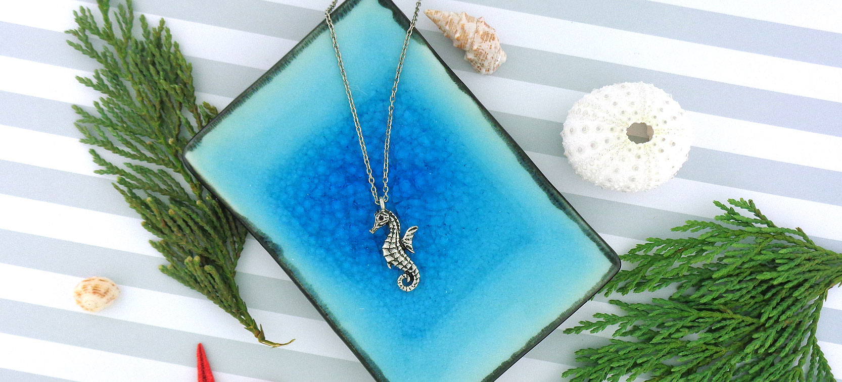 LAVISHY design and wholesale seahorse themed vegan accessories and gfits to gift shops, boutiques and book stores in Canada, USA and worldwide.