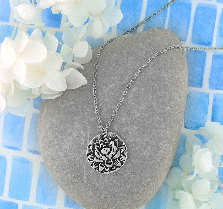 LAVISHY wholesale lotus themed vegan fashion accessories and gifts to gift shops, clothing and fashion accessories boutiques, speciality retailers in Canada, USA and worldwide.